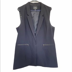 Worthington Black and Gold Sleeveless Blazer Vest